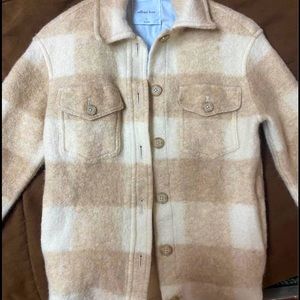 Aritzia the Ganna Shirt Jacket